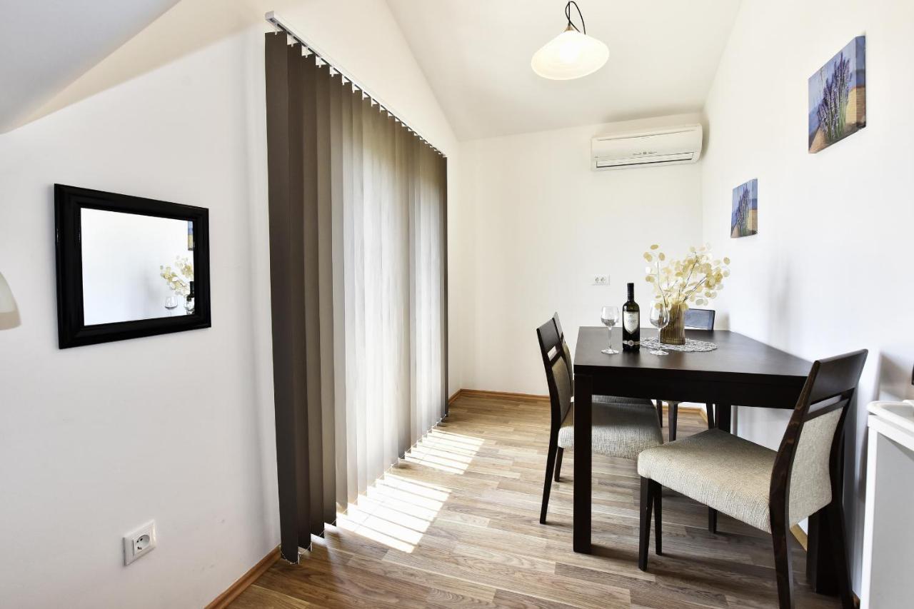 Tomic Apartments Poreč Eksteriør bilde