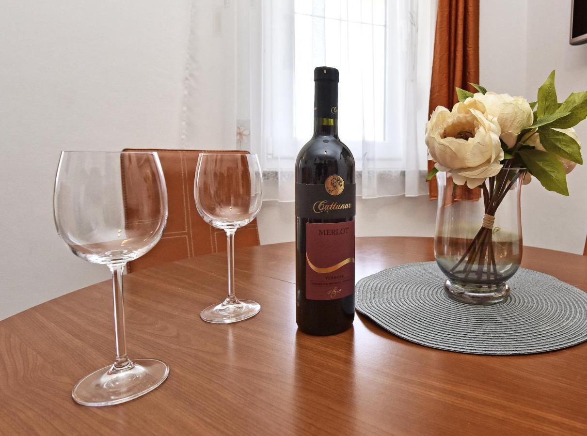 Tomic Apartments Poreč Eksteriør bilde